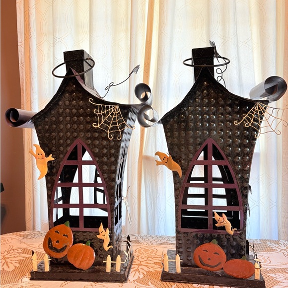 Halloween Haunted House Lanterns - Black and Orange - Picture 1 of 3